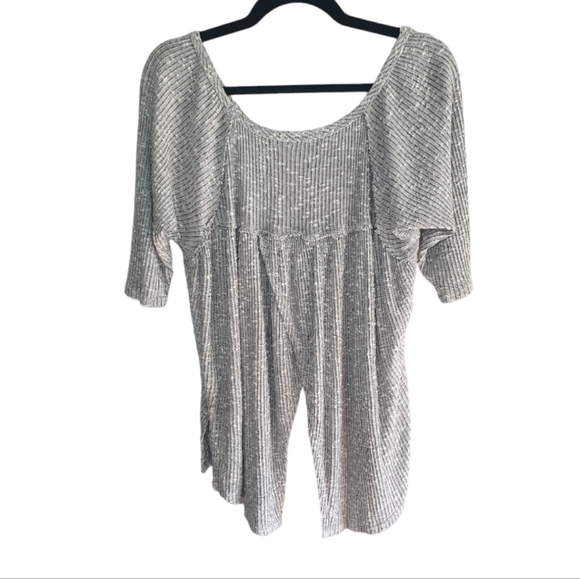 BUCKLE BKE Blouse Crossover Open back Gray Women's‎ Size S - Picture 4 of 7